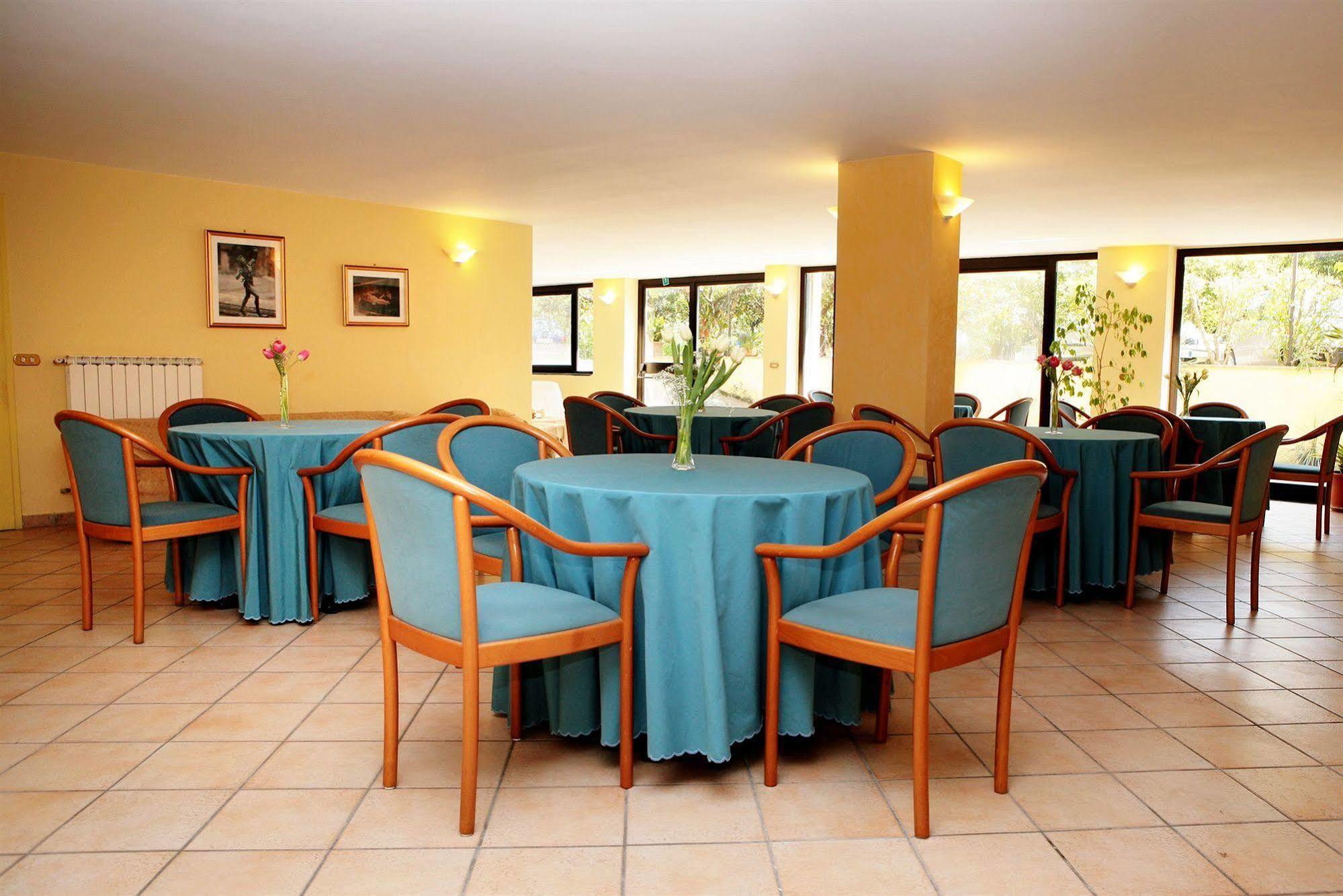 Hotel Iside Πομπηία Εξωτερικό φωτογραφία