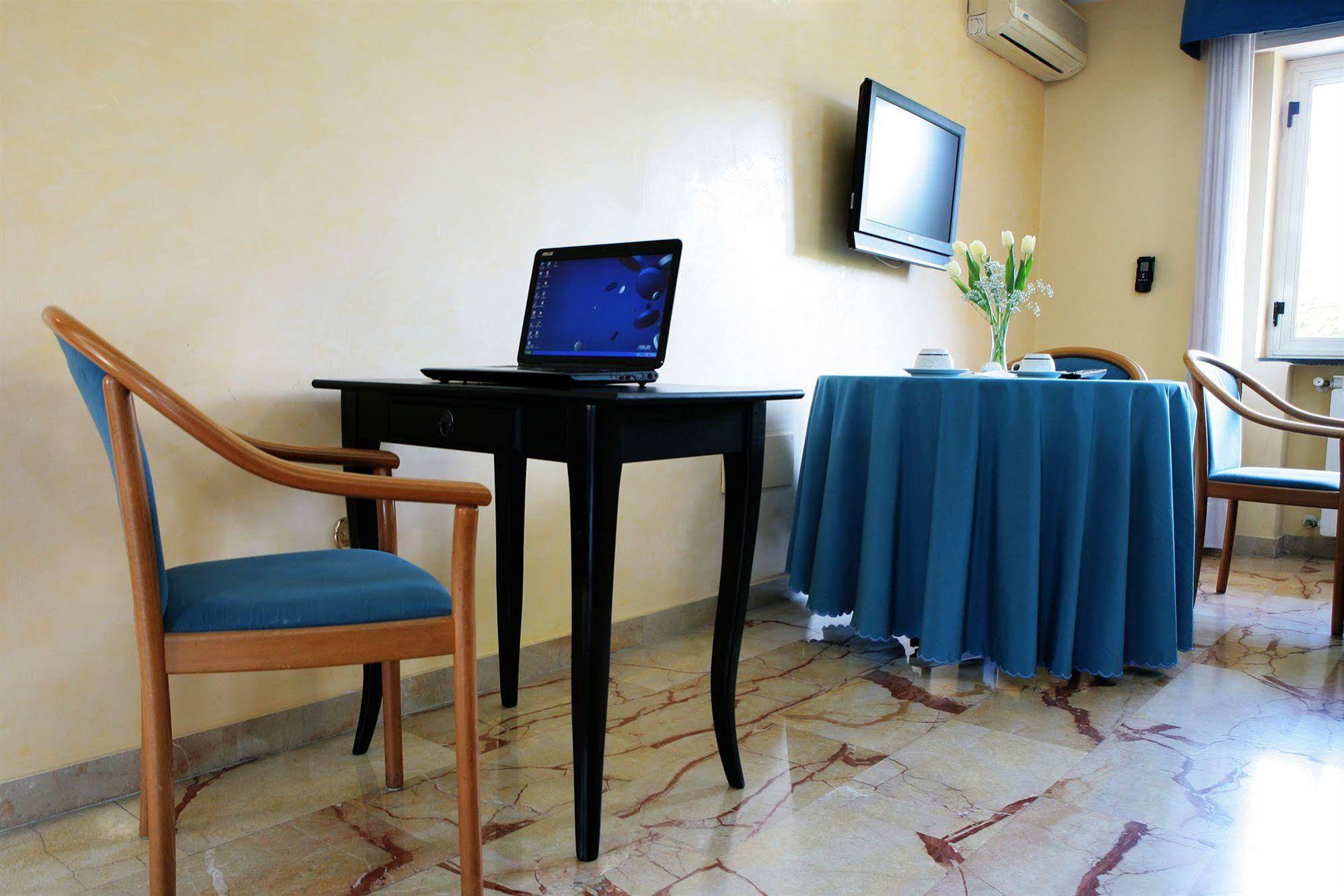 Hotel Iside Πομπηία Εξωτερικό φωτογραφία