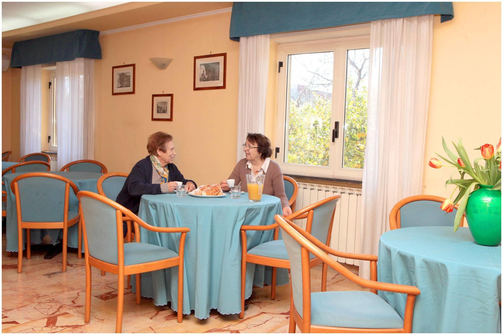 Hotel Iside Πομπηία Εξωτερικό φωτογραφία