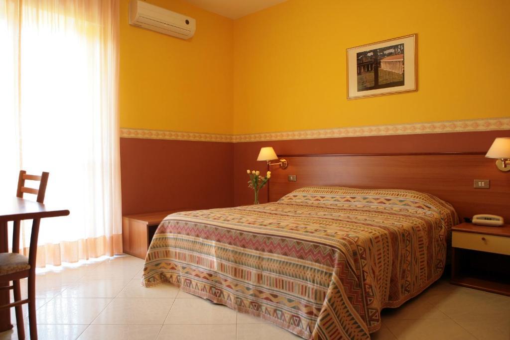 Hotel Iside Πομπηία Δωμάτιο φωτογραφία